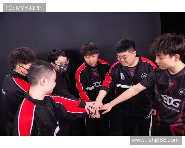 EDG状态引发热议球迷对战队表现的不同看法与期待