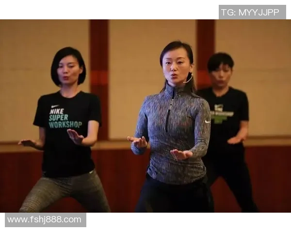 对话张娜：回顾她在英雄联盟中的辉煌历程与成长故事